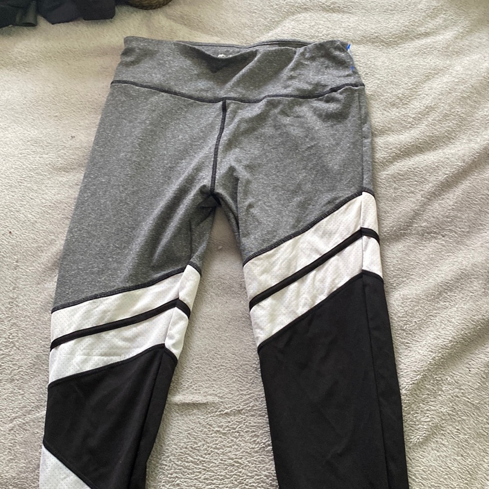 black white and grey leggings